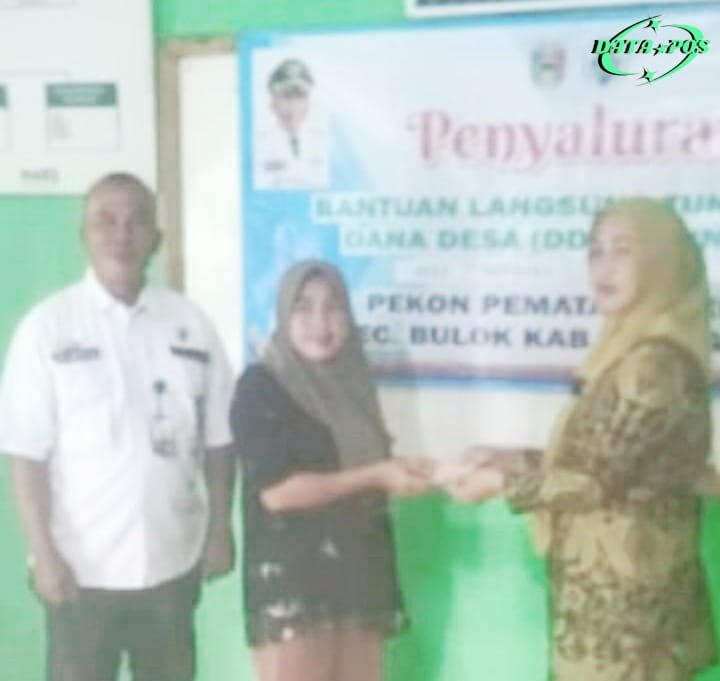 Pekon Pematang Nebak Kecamatan Bulok Salurkan BLT DD Tahap Ke 3 Kepada 10 KPM