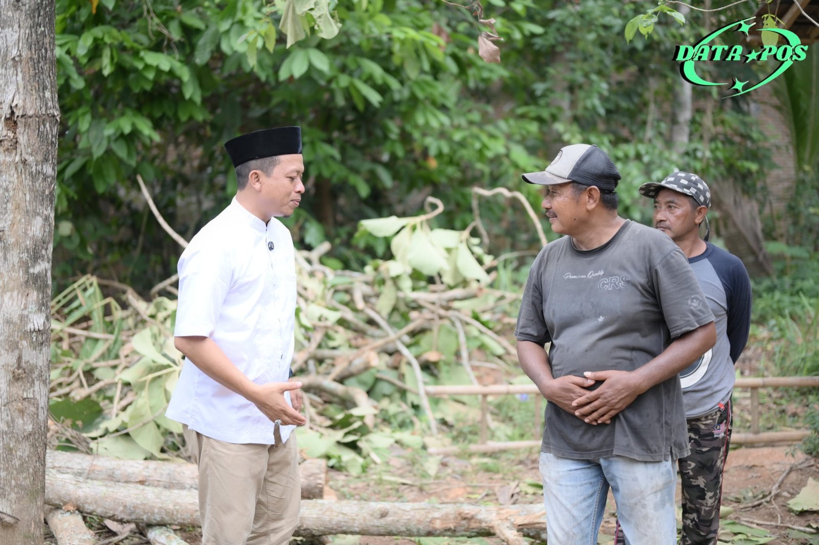 Korban Puting Beliung Pringsewu Terharu Dikunjungi Mas Riyanto