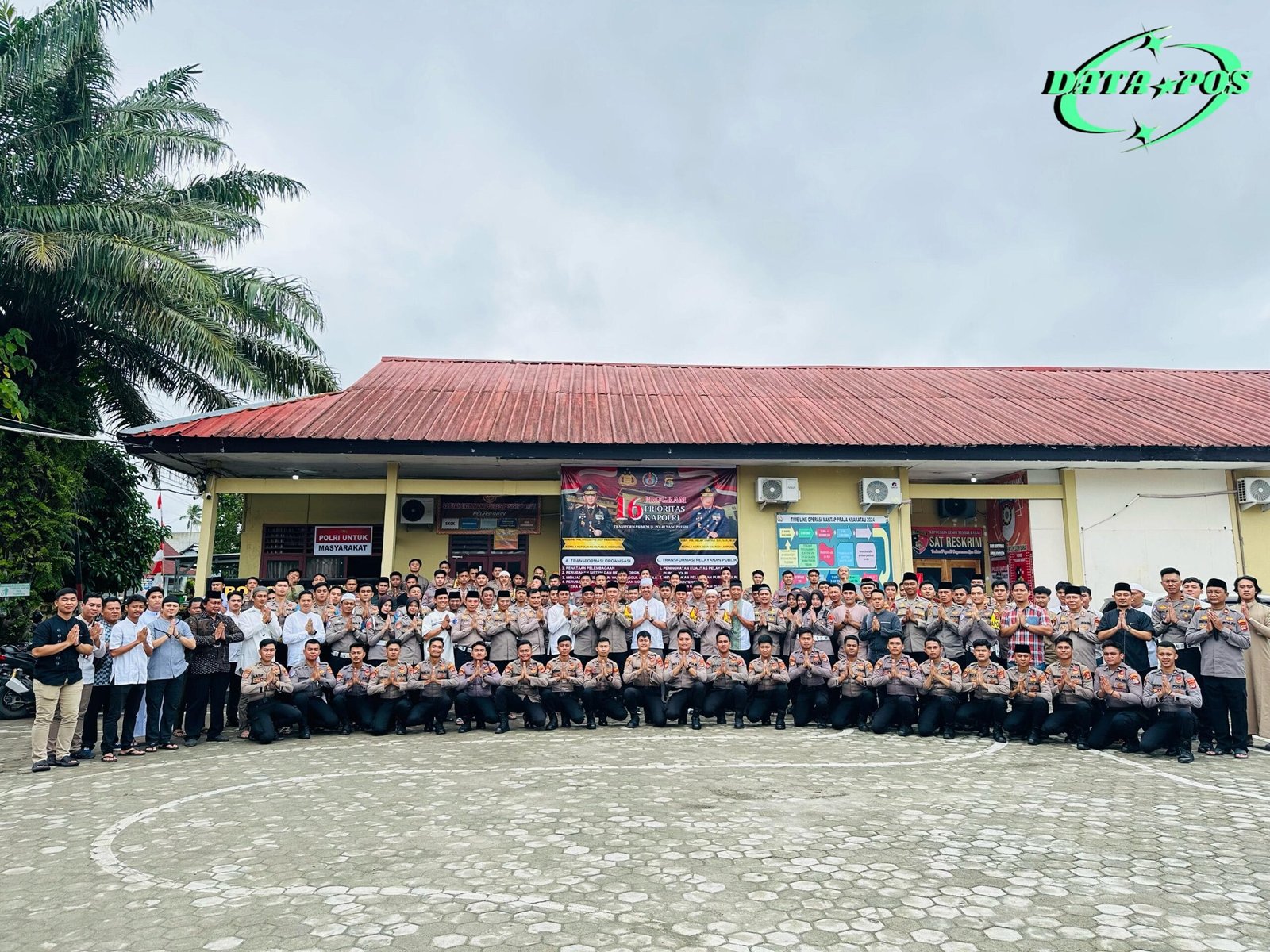 Kapolres Pesisir Barat Pimpin Halal Bihalal