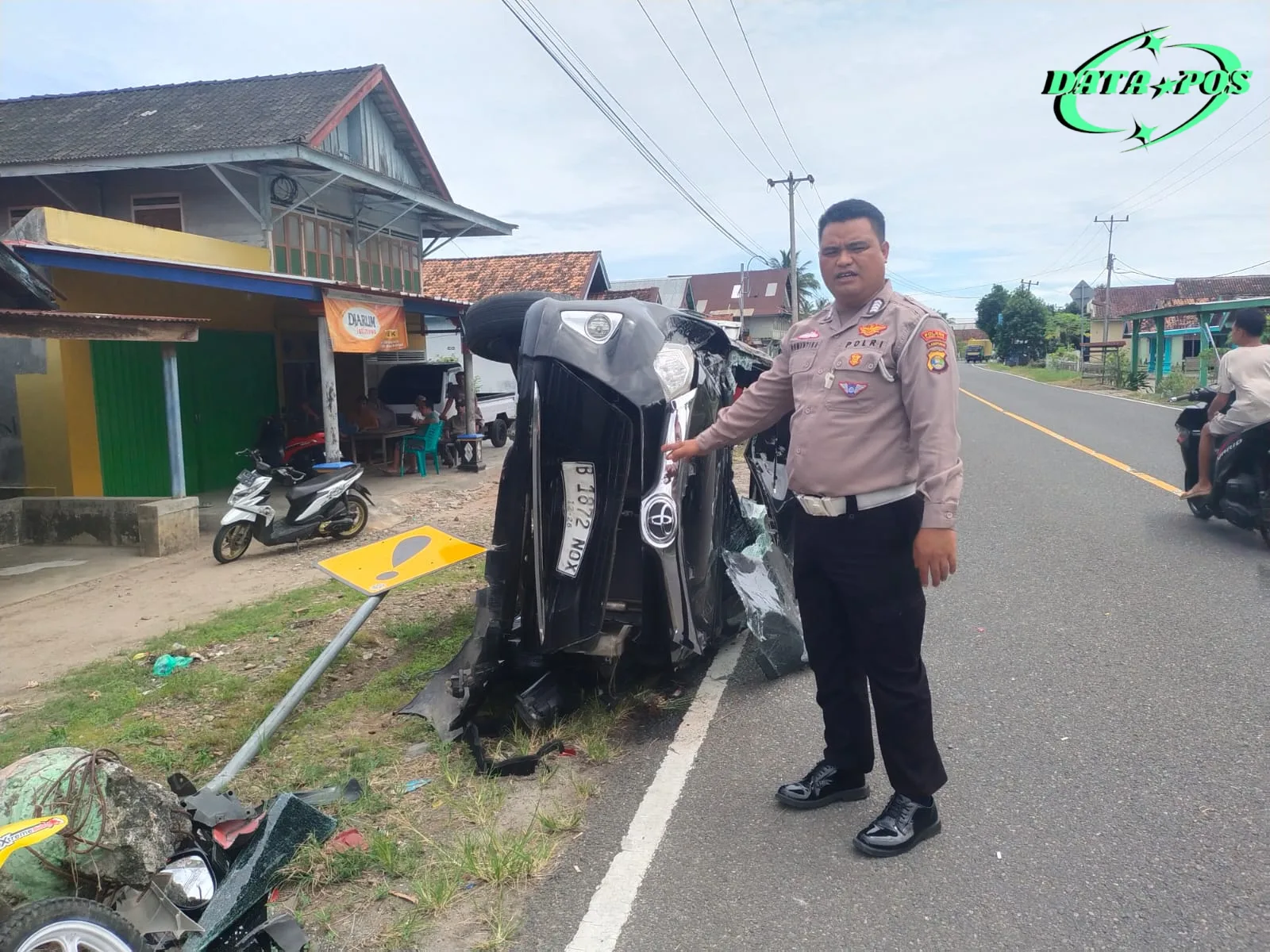 Kecelakaan lalulintas di pesisir Barat dua pengendara motor mengalami luka berat