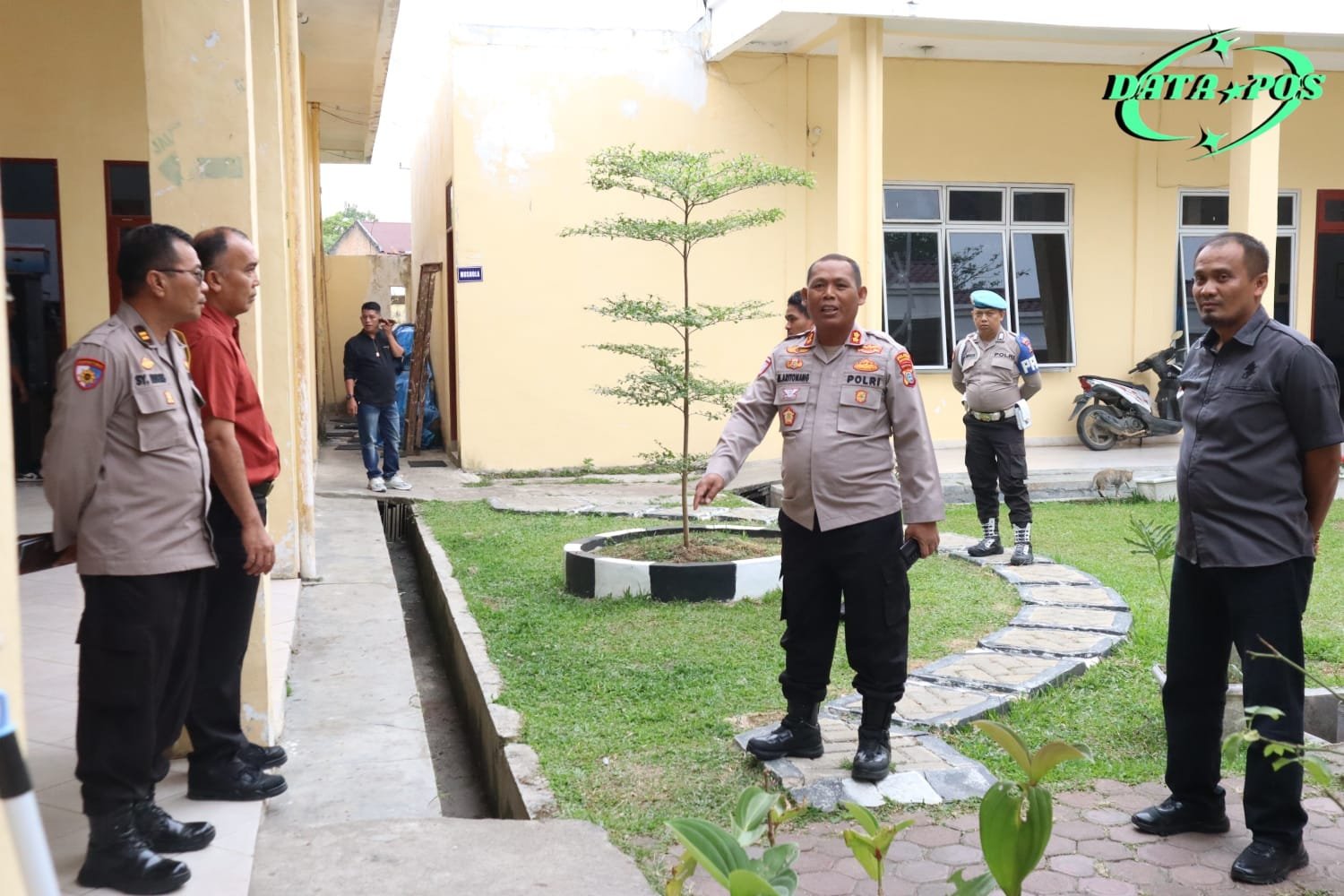 Kapolres Simalungun Turun Langsung Cek Pelayanan, Pastikan Masyarakat Dilayani dengan Hati