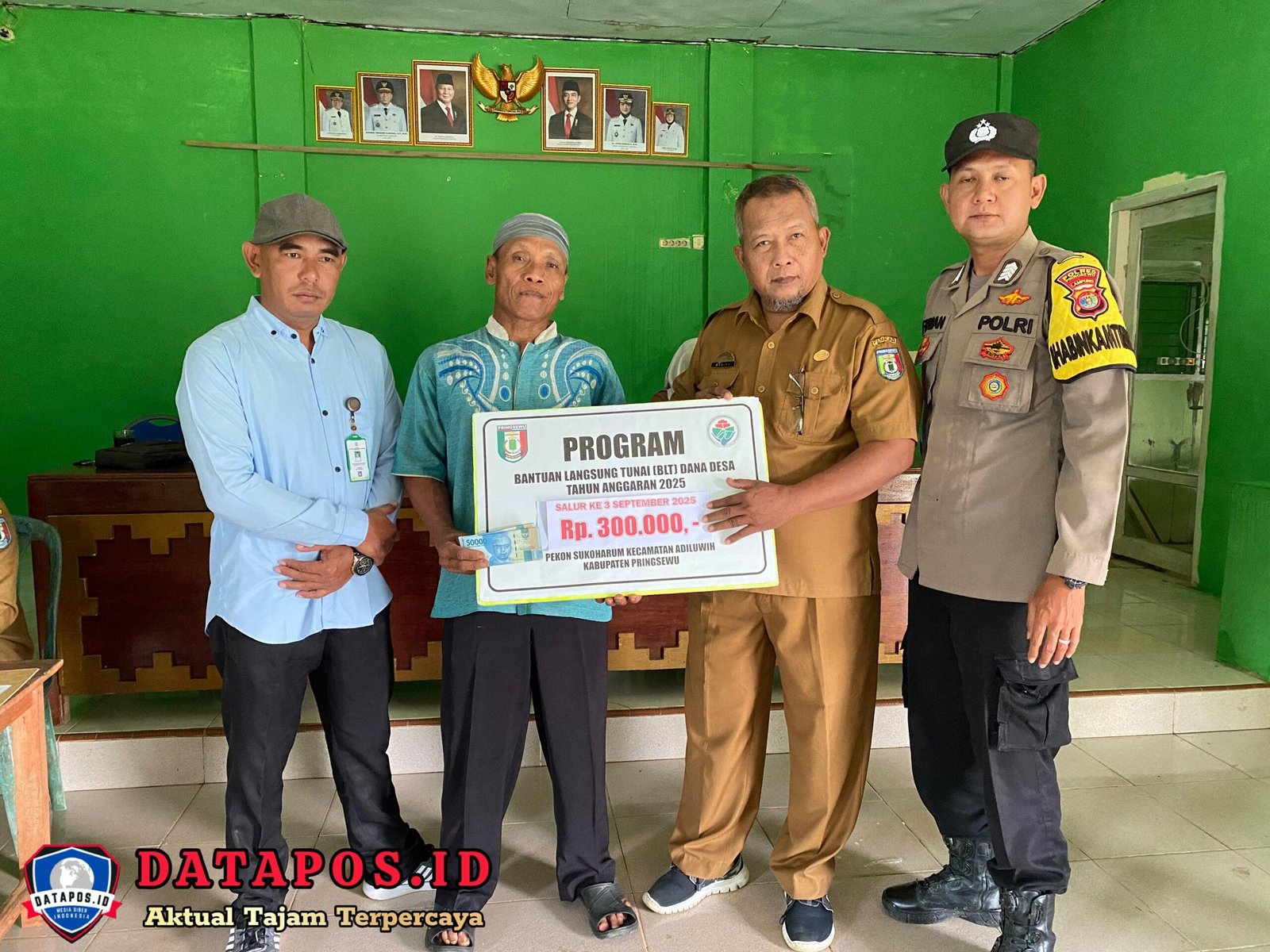 Pekon Sukoharum Salurkan BLT DD, Bantu Ringankan Beban 30 KPM