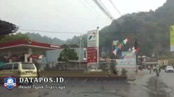 Diduga Kerja Sama dengan Mafia Pelangsir, SPBU 24.352.46 Disorot, Ada Mobil Panther Gold Istri Oknum Polisi